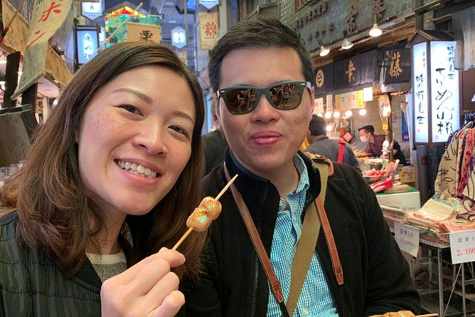 Nishiki Market Brunch Walking Tour (7 Tastings + Brunch) - Guides make or break it, and the names show up