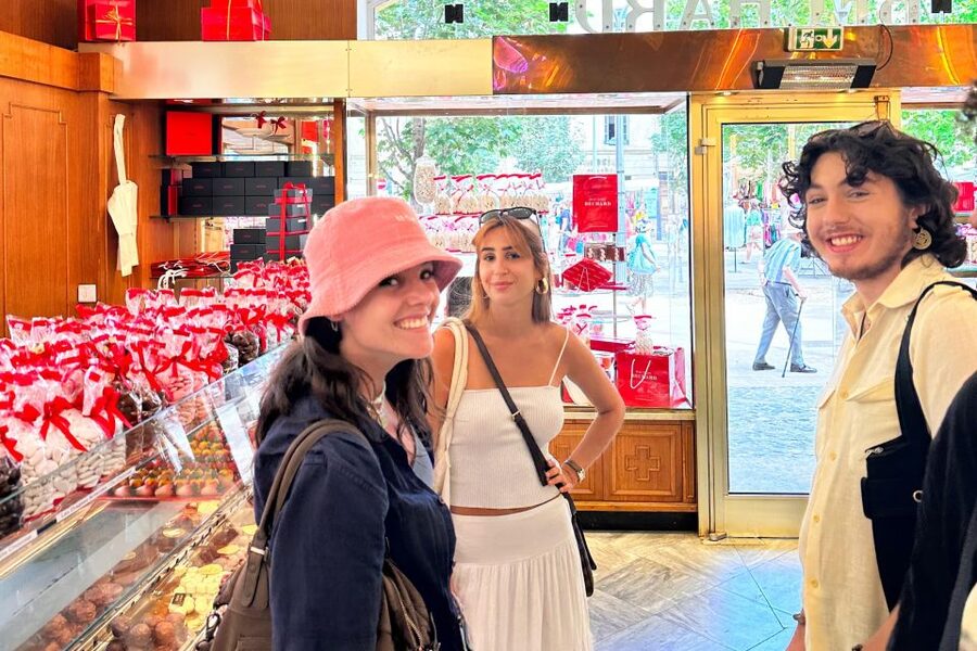 NO DIET CLUB - Unique local food tour in Aix en Provence - What You Actually Eat: Aïoli, Pan Bagnat, Anchoïade, and More