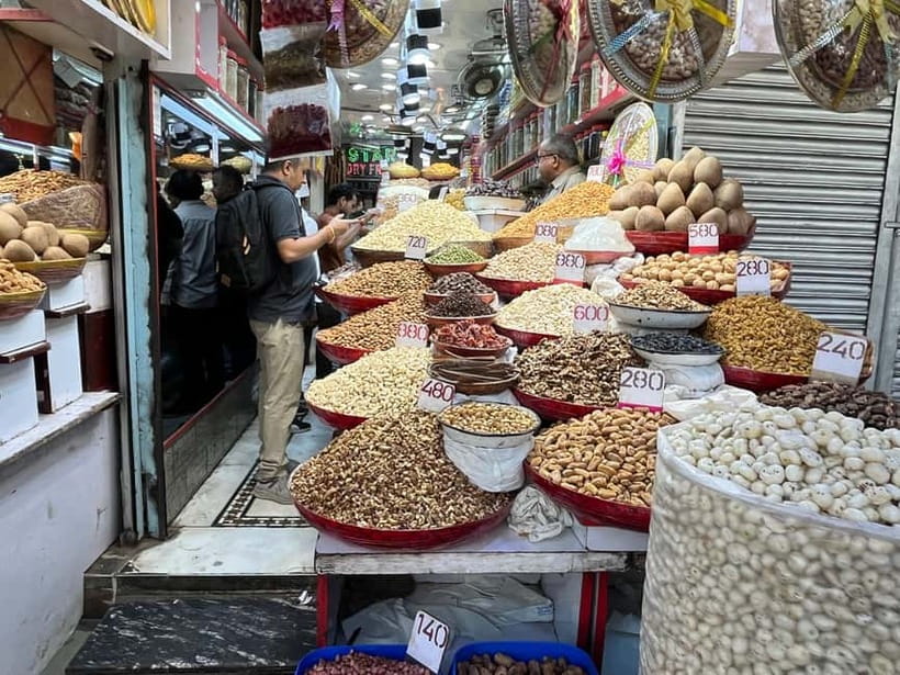 Old Delhi: Guided Street Food Tour w/ Private Transportation - Chandni Chowk: Where the Eating Starts (and Never Feels Random)