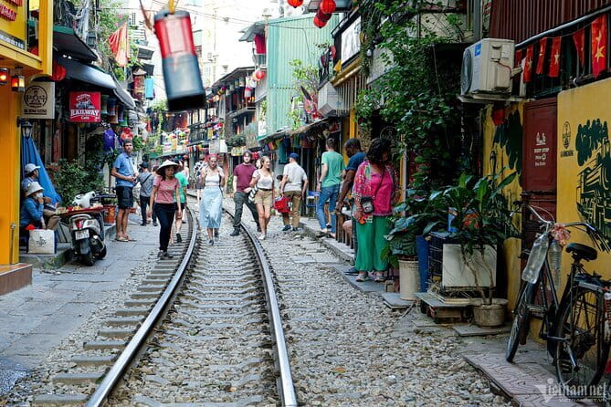 Old Quarter Food Tour in Hanoi - Who should book this Old Quarter food tour