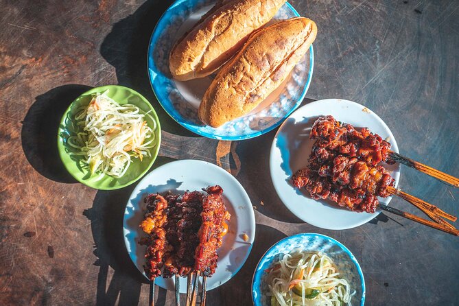 Old Siem Reap Sunset Food Tour by Tuk-tuk - Stop 2 at Kola Noodle: Kula Cuisine and the flavor of a small group