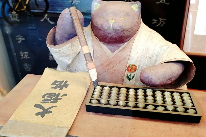 Osaka Dotonbori Daytime Food Tour - Kuromon Market: where your eyes do half the work