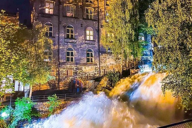 Oslo: Norwegian Food Tour & Hidden Gems City Walk - How the small details shape your day