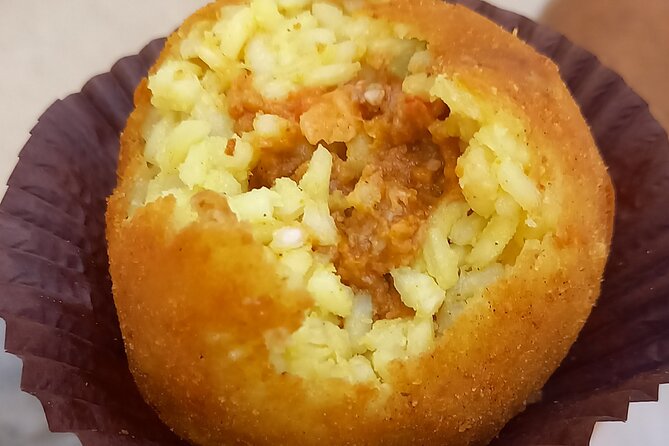 Palermo: Taste the Tradition on a Food Tour by Do Eat Better - Getting Started at Piazzetta delle Dogane (and How the Tour Moves)