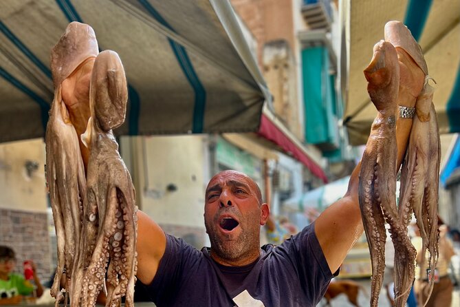 Palermo Walking Food Tour with Secret Food Tours - Stop 3: Sfrigola Palermo and the start of real tastings