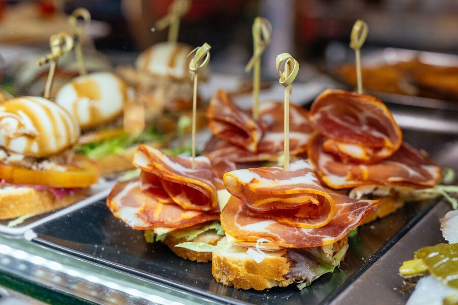 Palma de Mallorca: 10 Tastings Private Food Tour - How the 10 Tastings Actually Shape the Experience