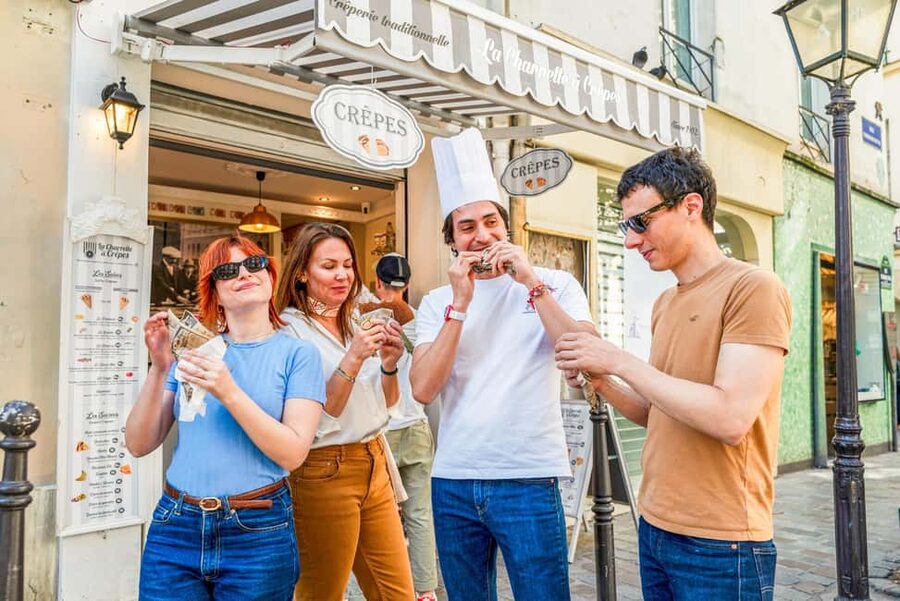 Paris: Champagne and Oysters Food Tour - Street food falafel: a welcome detour from the formal French menu
