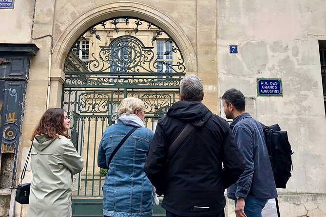 Paris Champagne & Food Tour with Tastings in Saint-Germain - Group Size, Pacing, and the Walking Reality