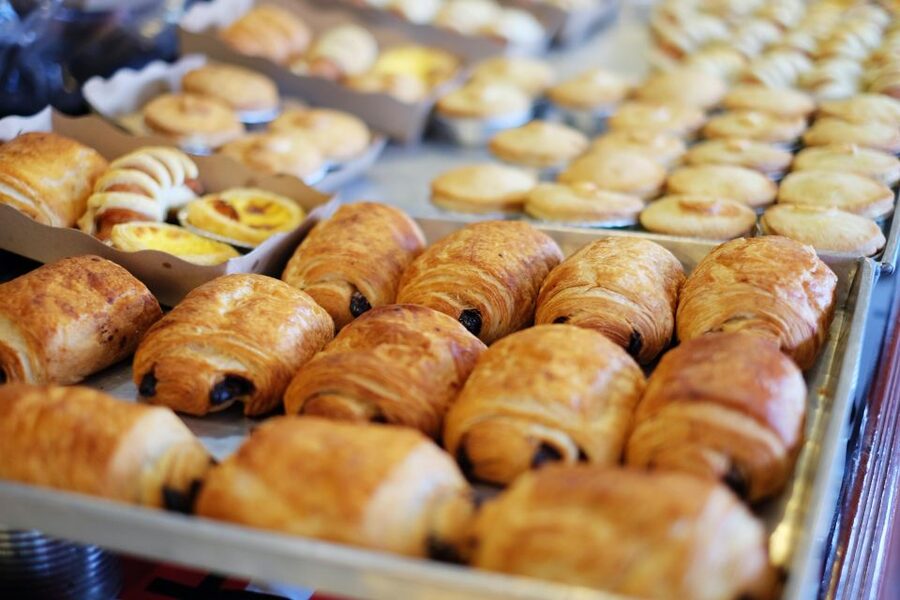 Paris: Latin Quarter Traditional Food Tour with Full Meal - Place de la Contrescarpe and the middle stretch of tastings