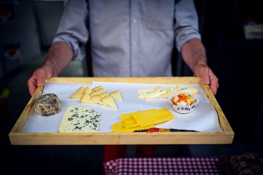 Paris: Le Marais District Food Tour with 10+ Tastings & Wine - Cheese and Bread Tasting: Why This Stop Makes the Whole Tour Make Sense