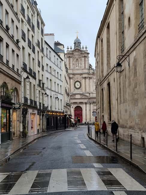 Paris Le Marais Food Tour: Full Traditional French Feast - Drinks Included: Wine Adds the Right Kind of Momentum