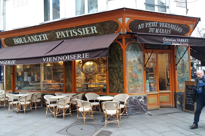 Paris Le Marais Food Tour With 10+ Tastings, Cheese, Wine & More - Falafels, street-food energy, and that extra savory curveball