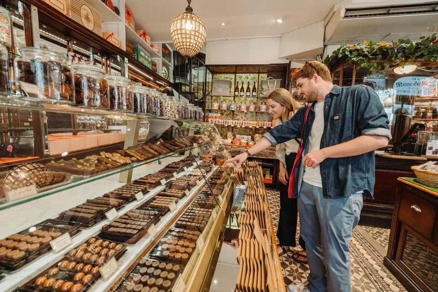 Paris: Pastries and Chocolate Walking Food Tour - Who Should Book This Paris Pastry and Chocolate Walk