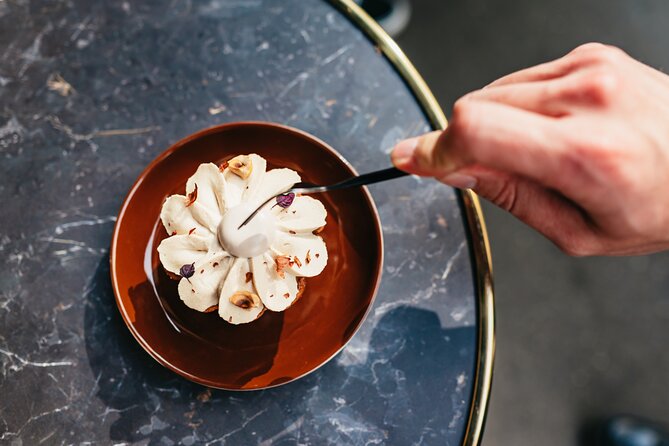 Paris: Pastries Food Tour in Le Marais with a Culinary School - A 3-Hour Le Marais Pastry Walk Built Like a Mini-Course