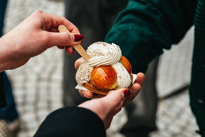 Paris: Pastries Food Tour in Le Marais with a Culinary School - Walking Logistics: Pace, Group Size, and Where It Ends