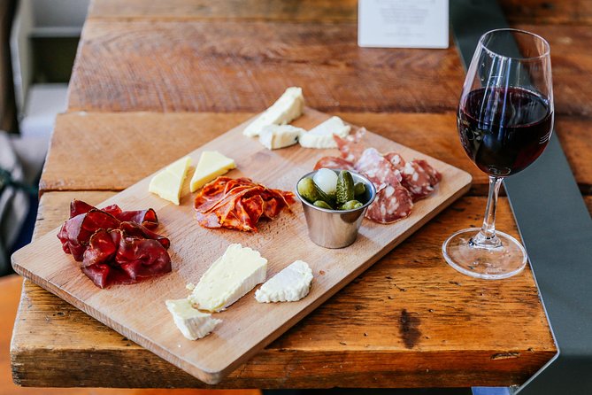 Paris Private Food Tour with 6 or 10 Tastings - Pace and Walking: Plan for 3 Hours That Add Up