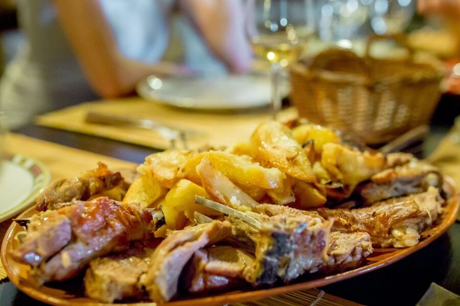 Pelješac Full-Day Wine and Food Tour from Dubrovnik - Marenda Brunch in a Konoba: What “Peasant Food” Actually Means Here