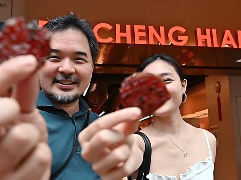 Personalised 3in1 Food Tour: 3 Cultural Trails of Singapore - Enter Little India from MRT Exit C and get oriented fast