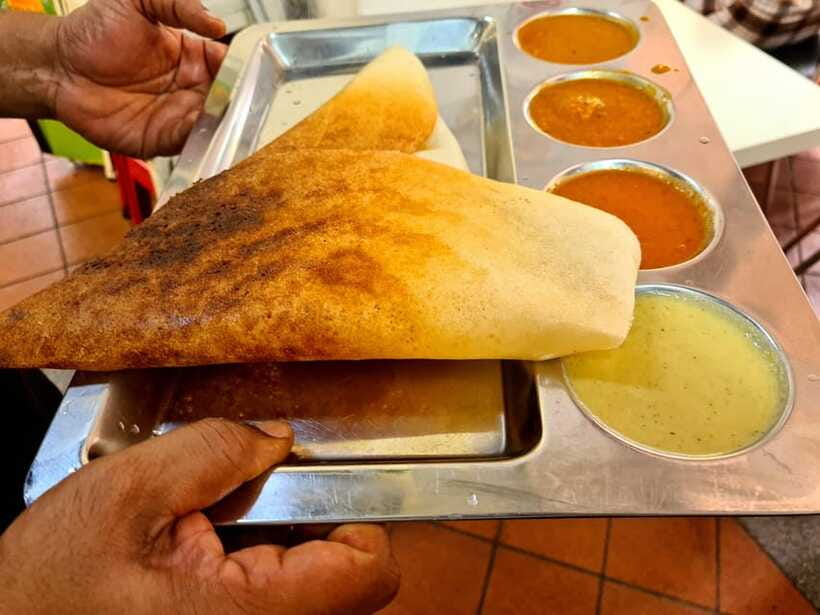 Personalised 3in1 Food Tour: 3 Cultural Trails of Singapore - Kampong Glam and Haji Lane: Sultan Mosque, camera lovers, and spice scent trails