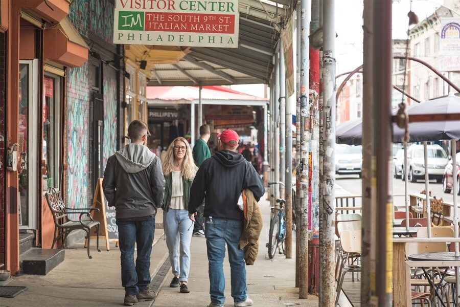 Philadelphia: Italian Market Walking Food Tour - Isgro Pastries: the cannoli moment (and why it matters)