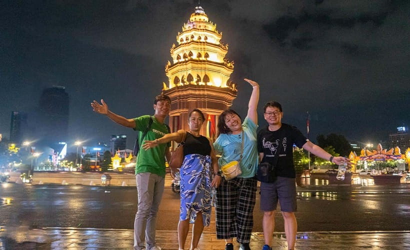 Phnom Penh: Evening Food Tour with Drinks & Tuk Tuk Included - A simple 4-hour night plan that hits the right places