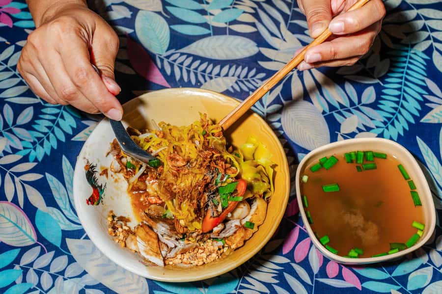 Phuket: Baba Tastes Food Tour with 15+ Tastings - Why Phuket Old Town tastes like a clue to the past