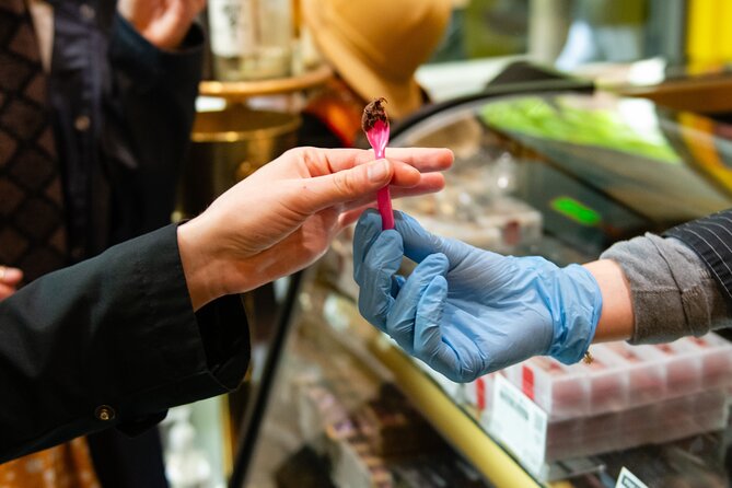 Pike Place Food Tour - 90 min Insider Route - Getting into Pike Place Market without getting lost