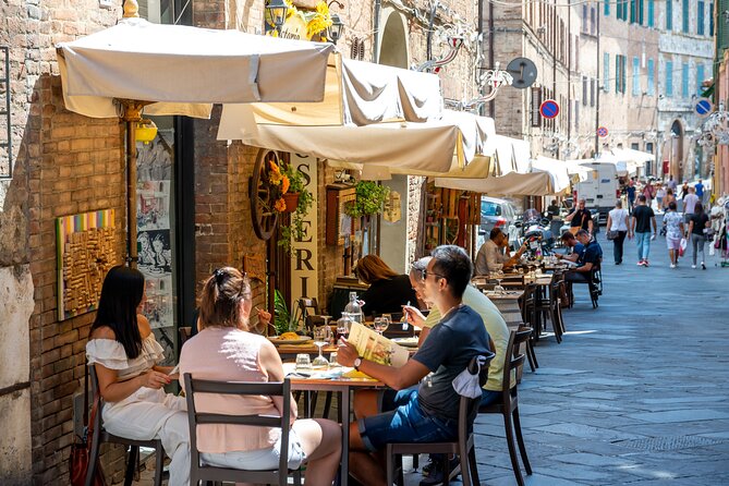 Pisa’s Ultimate Food Tour: Full Tuscan Meal by Do Eat Better - How the guides change the feel of the tour