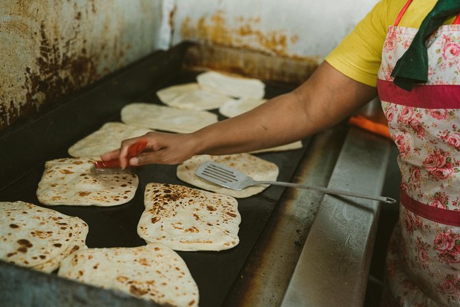 Port-Louis Street Food Tour - Port Louis street food: why this walk works