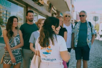 Portimão: Guided Local Food Tour - Bakery and Café Stops: Quick Bites With Local Clues