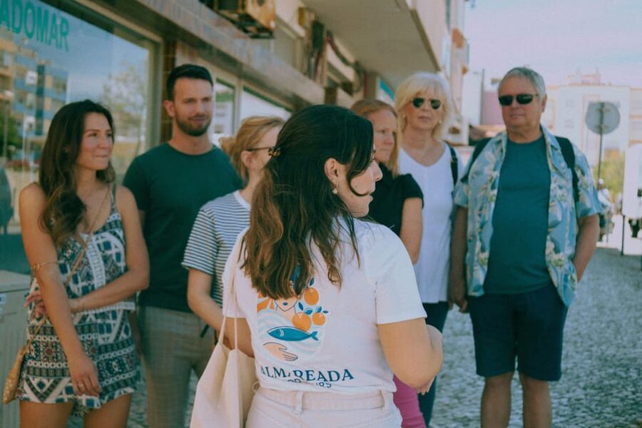 Portimão: Guided Local Food Tour - Bakery and Café Stops: Quick Bites With Local Clues