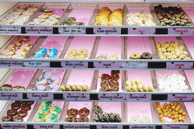 Portland's Original Delicious Donut Adventure & Walking Food Tour - How much history you get (and whether that’s enough)