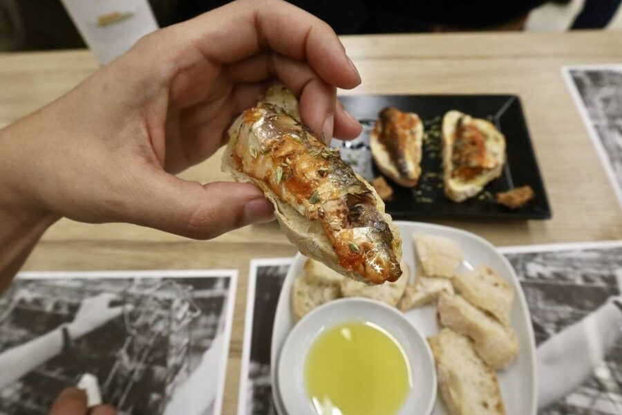 Porto: Authentic Portuguese Food Tour with 5+ Local Tastings - Guide Matters: The Difference Between a Walk and a Real Food Story