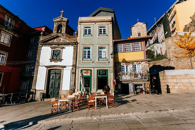 Porto Food and Wine Tasting Tour of Hidden Gems (Small Groups) - Stop 2 on Rua do Bonjardim: Salt Cod and Chickpeas (Plus Vegan Options)