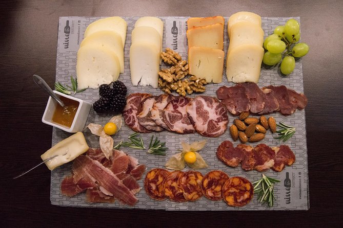 Porto: Private Walking Food Tour with Tastings - Key things to know before you go