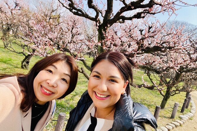 PRIVATE 6hr, Food tour from Osaka Castle, Kuromon, Dotonbori. - Sennichimae to Hozen-ji: short stops that keep the day flowing