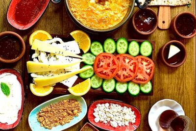 Private and guided Istanbul food tour - Taste of Istanbul - Tophane’s coffee and sweets: baklava, ice cream, and the coffee ritual
