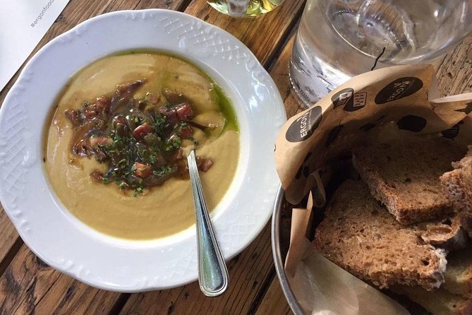 Private Athens By Night Food Tour & Wine Tasting of 5 Varieties - Syntagma District Wine Bar: Multiple Greek Varietals With Cheese