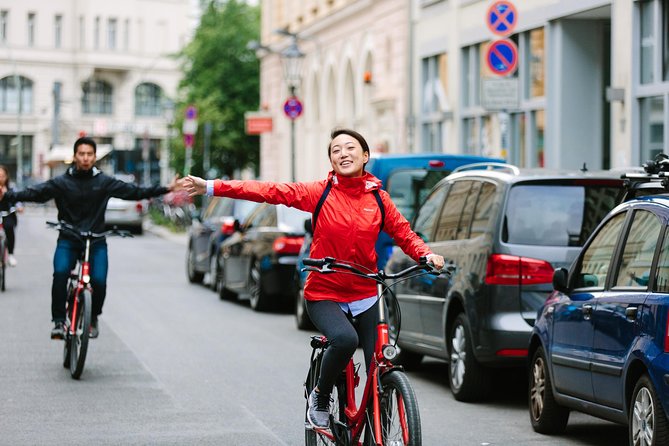 Private Berlin Street Food Tour by Bike - Konnopke’s Imbiss currywurst: the Berlin classic