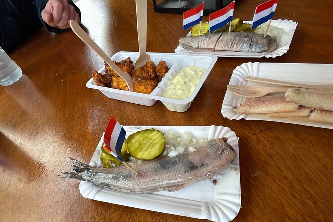 Private Dutch Food Tour - Eat Like a Local - Getting there without stress: meeting point habits that help