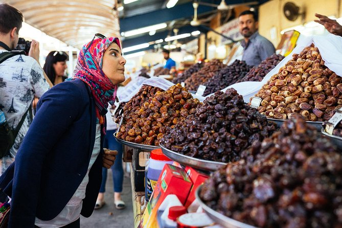 PRIVATE Food Tour: The 10 Tastings of Dubai With Locals - Vegetarian options: how to make the tour actually work for your diet