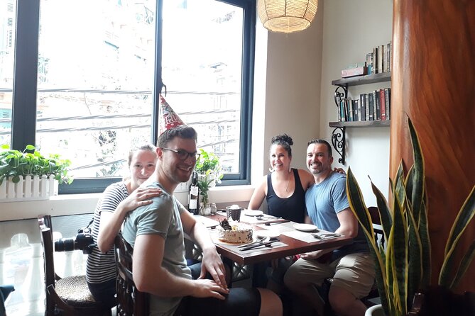 Private Hanoi Street Food Tour With Mr.Ha - Old Quarter street food crawl: 10 northern dishes in the back streets