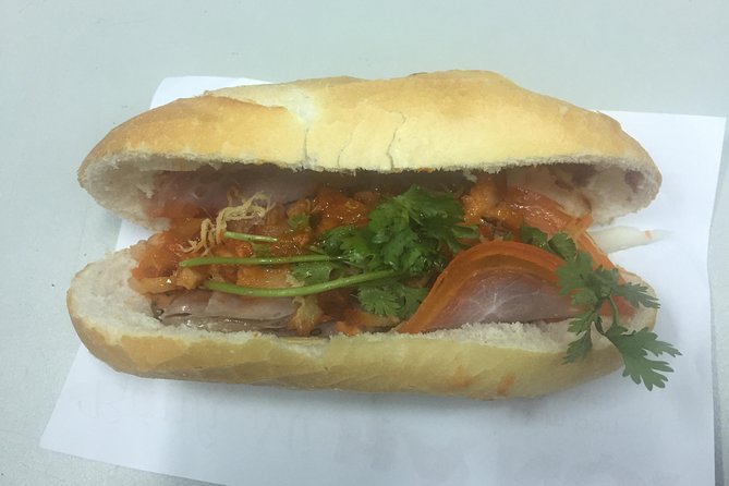 Private Ho Chi Minh Sightseeing and Food Tour by Scooter - How the 4 hours stay fun instead of frantic