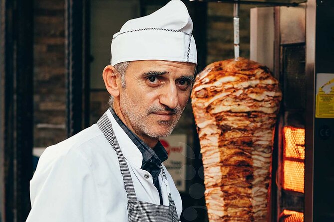 PRIVATE ISTANBUL FOOD TOUR & Hidden Pearls of the old city - Misir Çarşısı: spice market education that sticks