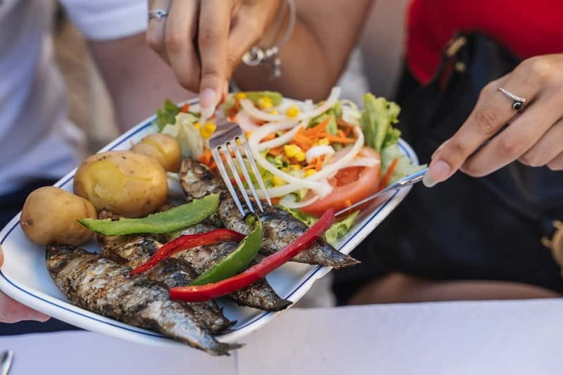 Private Lisbon Food Tour in Baixa with Wine & Local Delights - Rua da Madalena: where desserts and iconic bites fit the walk