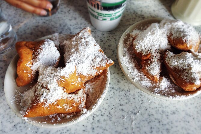 Private New Orleans French Quarter Favorites Food Tour - Into the French Quarter: A Guided Walk That Turns into Actual Bites