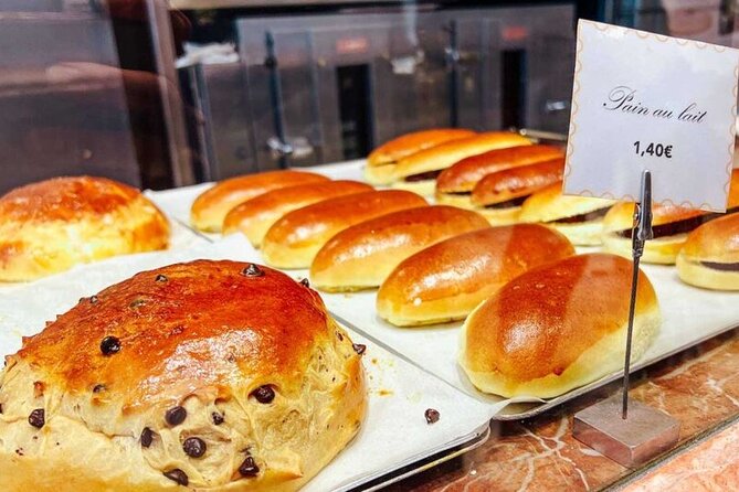 Private Parisian Food Tour in Charming Neighborhood Le Marais - What makes the private guide experience feel personal