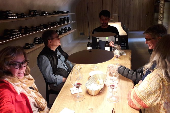 Private Rioja wine tasting tour with local lunch - Stop 4: Bodegas Ysios for Quick Photos and Visual Payoff