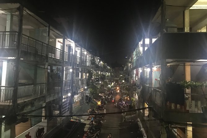 Private Saigon Night Food Tour by Scooter - Who this scooter night food tour suits best