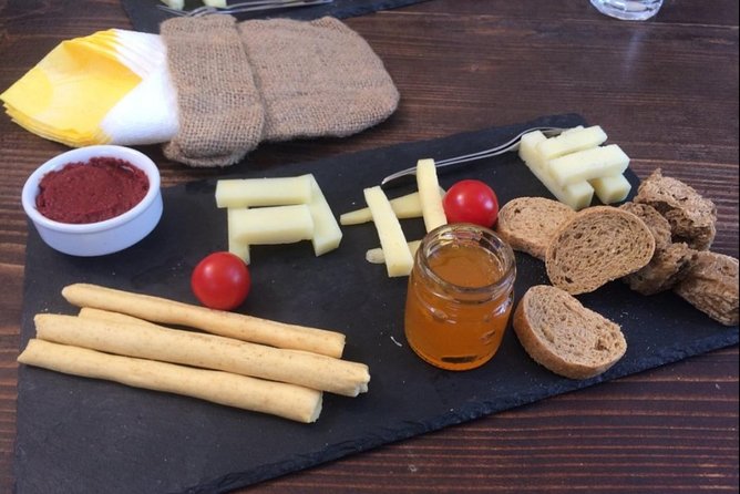 Private Santorini Cooking Class & Wine Tasting Tour - Stop 2 at Santo Winery: More Varietals, More Contrast